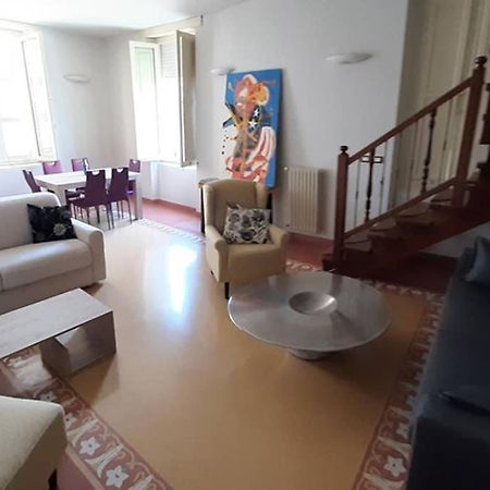 Nella Vecchia Pescara Apartment ภายนอก รูปภาพ